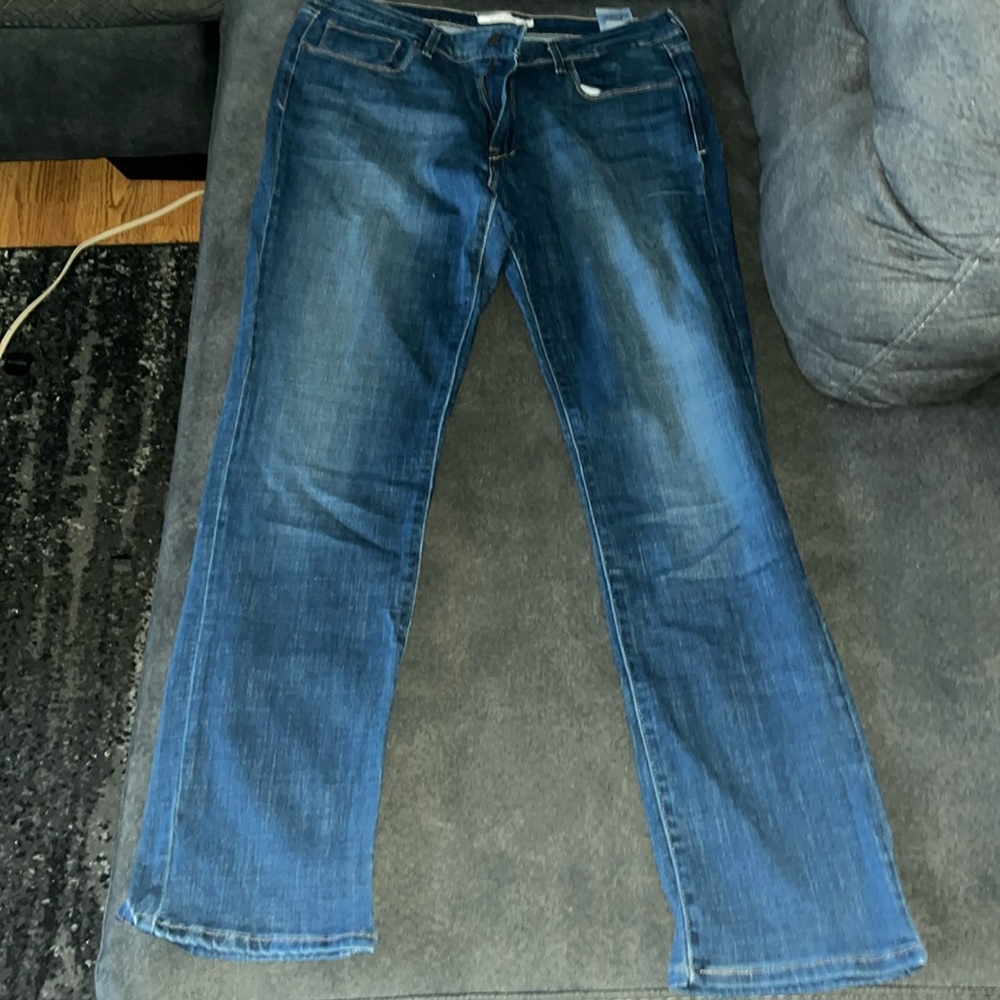 Levi’s mid rise skinny